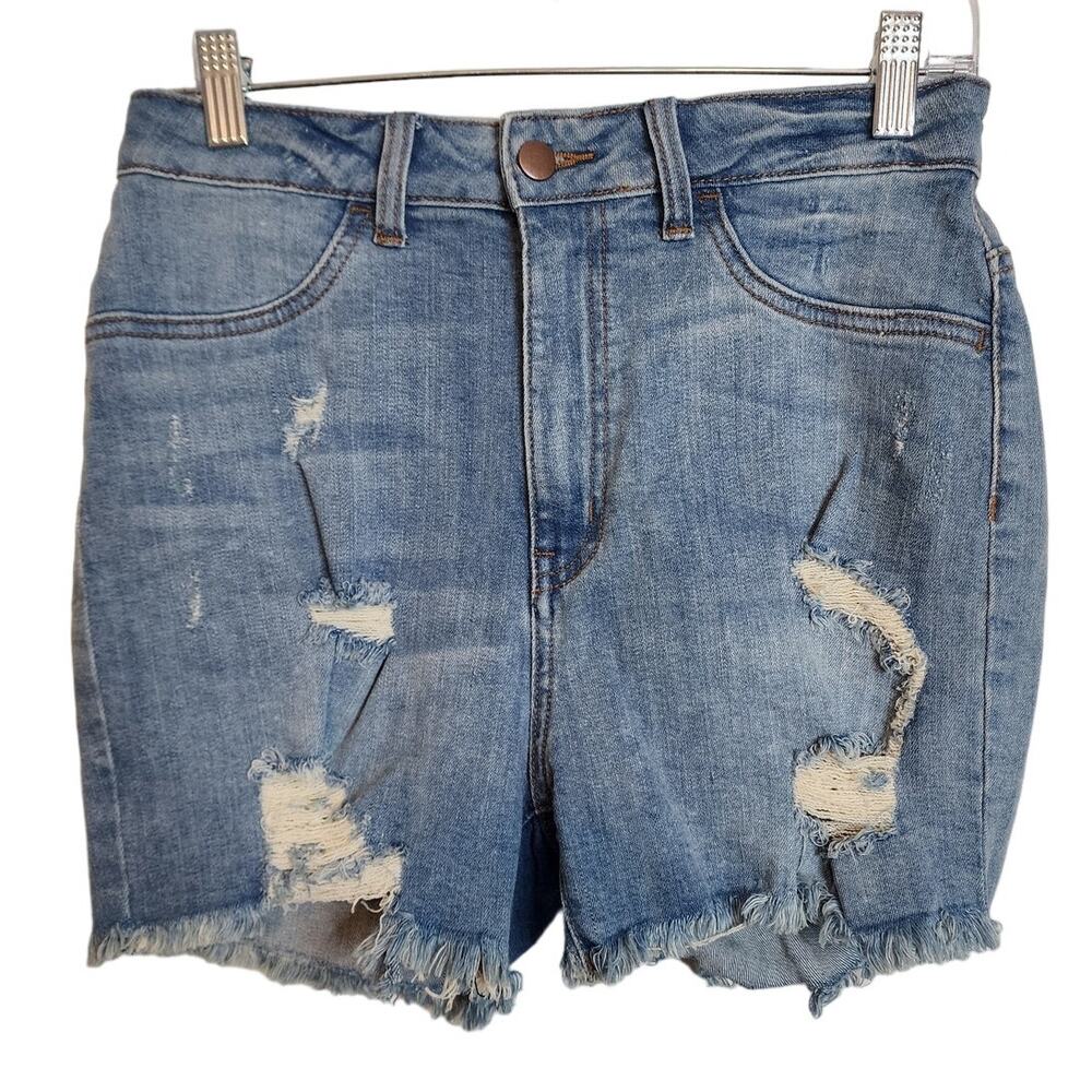 Fashion Nova Medium Wash DIstressed Jean Shorts, NWT, Large